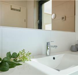 6 Bedroom Seafront Villa with Pool near Slano, Sleeps 12-14